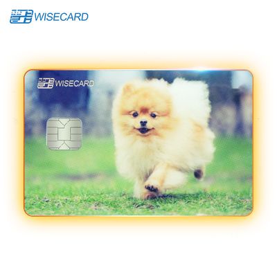 एज ग्लो और एनएफसी के साथ कस्टम एलईडी सदस्यता कार्ड